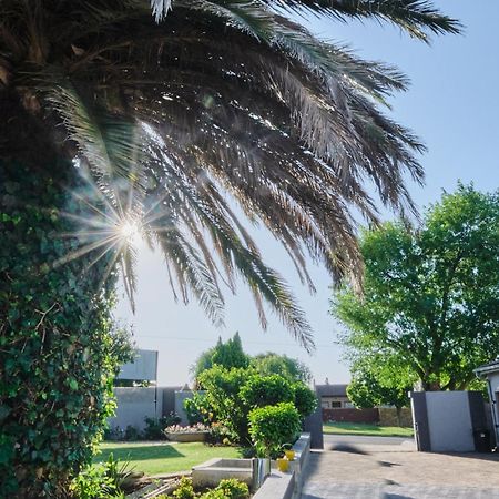 Oleratong Guest House Evander Buitenkant foto